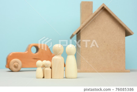 wooden house and car with miniature family figures, mortgage and loan concept wooden house and car with miniature family figures, mortgage and loan concept 76085386