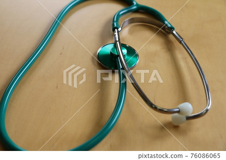 Stethoscope  76086065