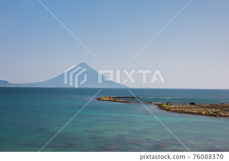 Superb view of the world Kaimondake from Bandokorobana 76088370