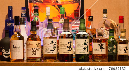 Whiskey prepared for drinking at home Whiskey prepared for drinking at home 76089182