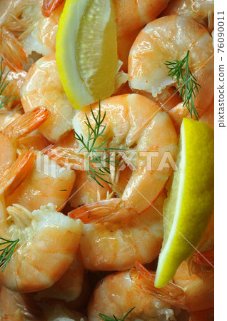 Boiled shrimps. 76090011