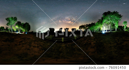 VR360 Panorama, The Milky Way over the rocks in Phu Lan Kha National Park, Chaiyaphum Province, Thailand 76091450