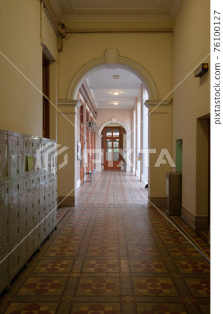 the Classic hallway of an University at afternoon 21 Oct 2006 the Classic hallway of an University at afternoon 21 Oct 2006 76100127