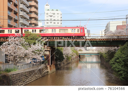 Sakura and Keihin Kyuko Type 600 Yokohama Town 神奈川縣 Sakura and Keihin Kyuko Type 600 Yokohama Town 神奈川縣 76104566