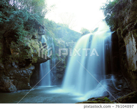 Ameushino Falls: A spectacular waterfall in Taketa City, Oita Prefecture 76104897