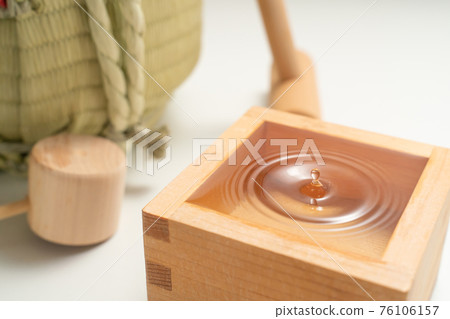 Sake, barrel sake, shoshu 76106157