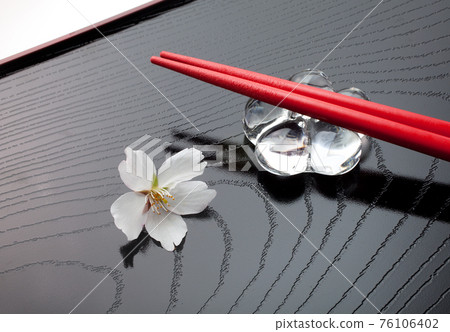 Chopsticks and chopstick rest 76106402