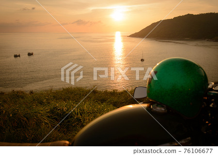motorcycle on the viewpoint motorcycle on the viewpoint 76106677