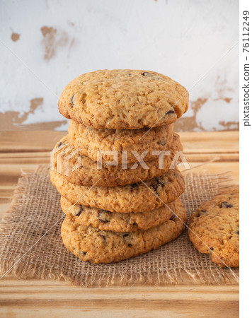 Homemade chocolate cookies rustic background Homemade chocolate cookies rustic background 76112249