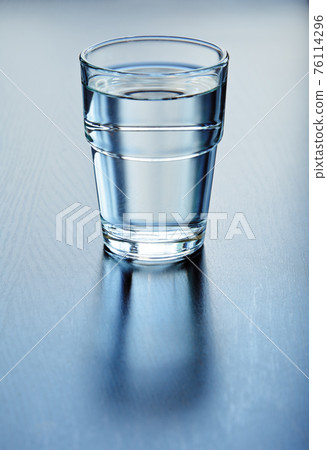 Glass of water Glass of water 76114296