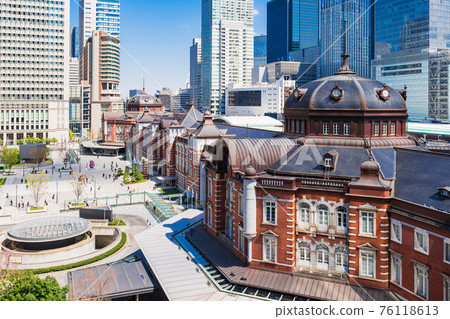 Tokyo Station Marunouchi Station Building and Station Square 76118613