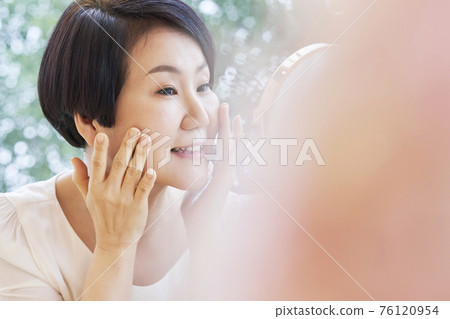 Beauty, Cosmetics, Skin Care, Middle Age 76120954