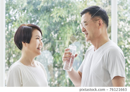 exercise, middle age, couple, couples, family exercise, middle age, couple, couples, family 76121663