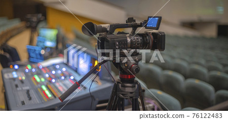 online broadcast of the event. online broadcast of the event. 76122483