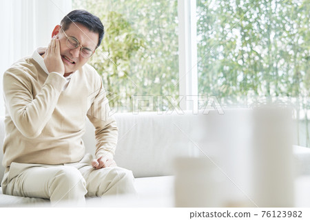 medicine, pain, medicine, middle age medicine, pain, medicine, middle age 76123982