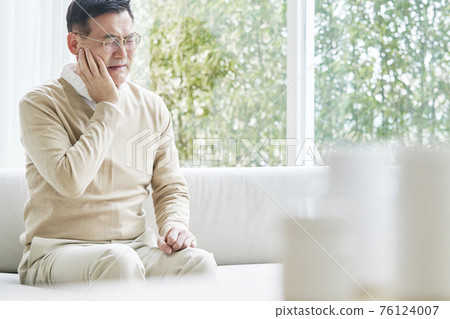 medicine, pain, medicine, middle age 76124007