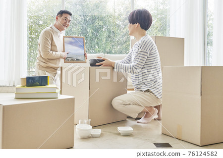 middle age, couple, couples, family, moving, moving middle age, couple, couples, family, moving, moving 76124582