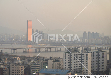 首爾漢江永登浦區汝矣島麻浦區麻浦大橋63號樓 76125444