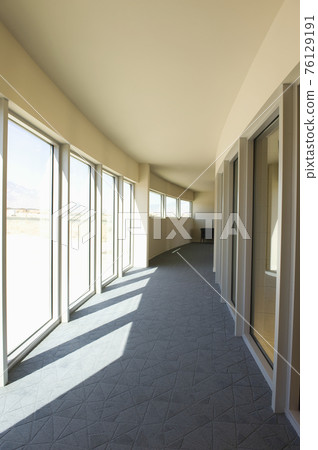 STOCK PHOTOGRAPHY IMAGES 76129191