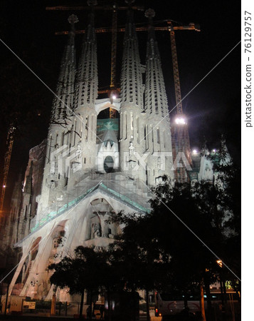 Spain Barcelona Sakurada Familia Spain Barcelona Sakurada Familia 76129757