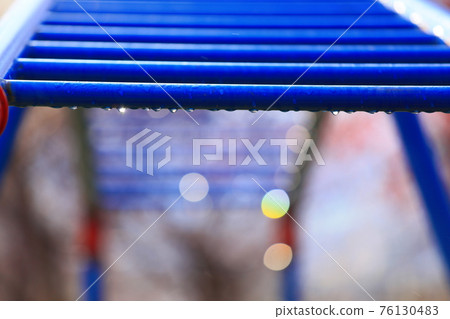 Blue cloud base on a sunny day in the rain 76130483