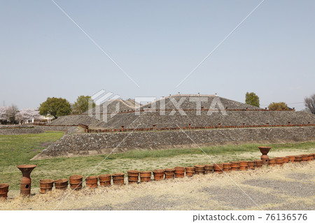 Hachimanzuka Kofun Hachimanzuka Kofun 76136576