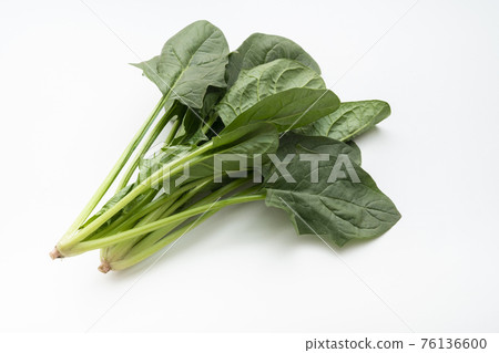 spinach  76136600