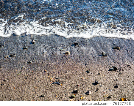 A view of the calm beach, the coast of Nishiizu Osezaki 76137798