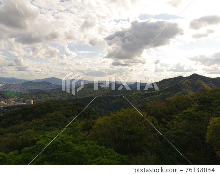 National park. Bukhansan. Bul-amsan. Suraksan. Sky. Clouds National park. Bukhansan. Bul-amsan. Suraksan. Sky. Clouds 76138034