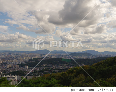 國家公園,北漢山,Bulamsan山,Suraksan山,天空,雲彩 國家公園,北漢山,Bulamsan山,Suraksan山,天空,雲彩 76138044