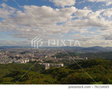 National park. Bukhansan. Bul-amsan. Suraksan. Sky. Clouds National park. Bukhansan. Bul-amsan. Suraksan. Sky. Clouds 76138085