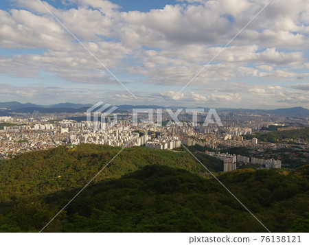 National park. Bukhansan. Bul-amsan. Suraksan. Sky. Clouds National park. Bukhansan. Bul-amsan. Suraksan. Sky. Clouds 76138121
