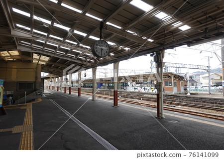 Kisei Main Line "Shingu Station" premises railroad track 76141099