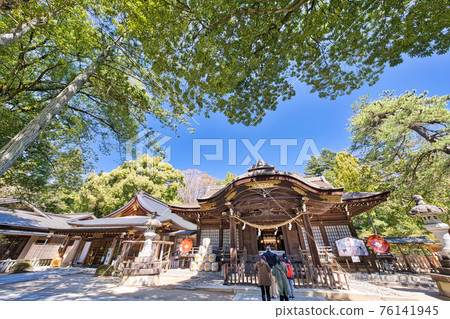 武田神社本宮 76141945