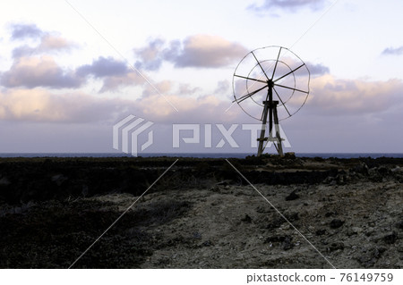 Traditional salt cultivation in Los Cocoteros, Guatiza, Lanzarote, Canary Islands, Spain 76149759