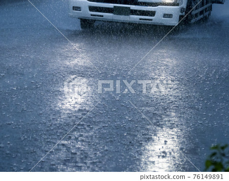 大雨 大雨 76149891