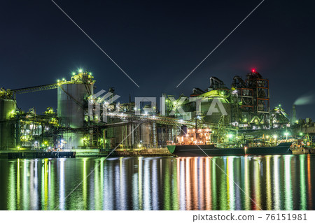 許田港美麗工廠的夜景[福岡縣北九州市] 76151981