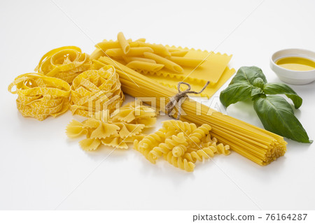 各種麵食在烹飪前丟失圖片 76164287