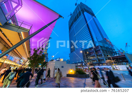 日本東京城市景觀的取消（緊急狀態再延長的取消）。東京站八重洲出口再開發和商人 = 4 月 1 日 76165207