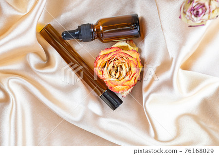 Various containers for storing cosmetics made of dark glass 76168029
