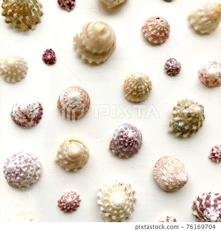 Arrangement like snails and dots 76169704