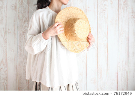 Straw hat and woman Straw hat and woman 76172949
