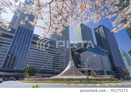 名古屋站和櫻花 76175173