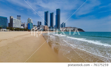 Scenery of haeundae beach, Busan, South Korea, Asia 76175259