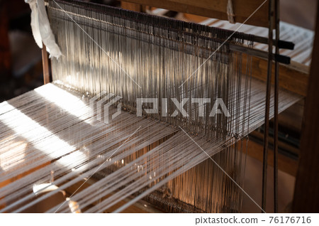 Old traditional handcraft wooden weaving loom 76176716