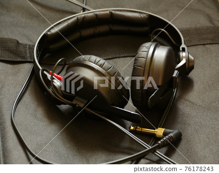 headphones close up 76178243