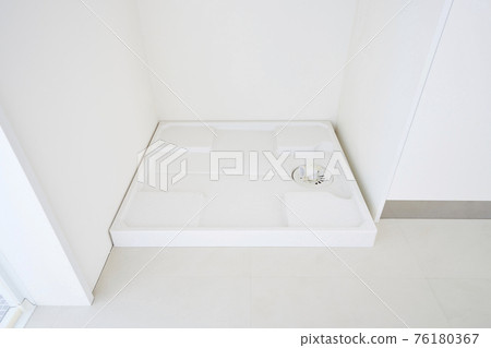 Washing machine storage in a new house 76180367