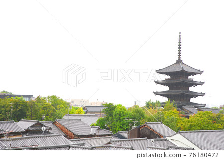 [京都府] 9 月・京都八坂塔周圍，下雨的地方 76180472