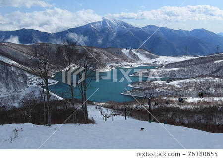 Lake Tashiro seen from Kagura Mitsumata Ski Resort / Panorama Course Lake Tashiro seen from Kagura Mitsumata Ski Resort / Panorama Course 76180655