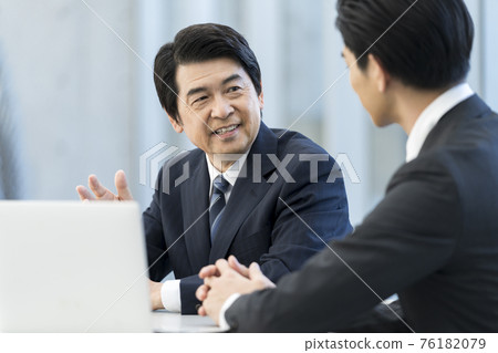 高級商人形象 高級商人形象 76182079